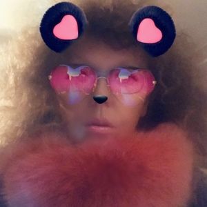 Meet your Posher, Janine